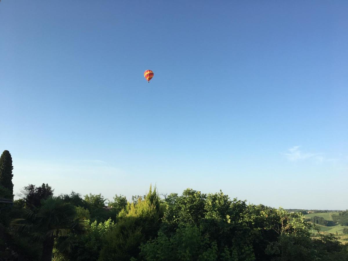 Mirabel  B&B Chez Odile מראה חיצוני תמונה